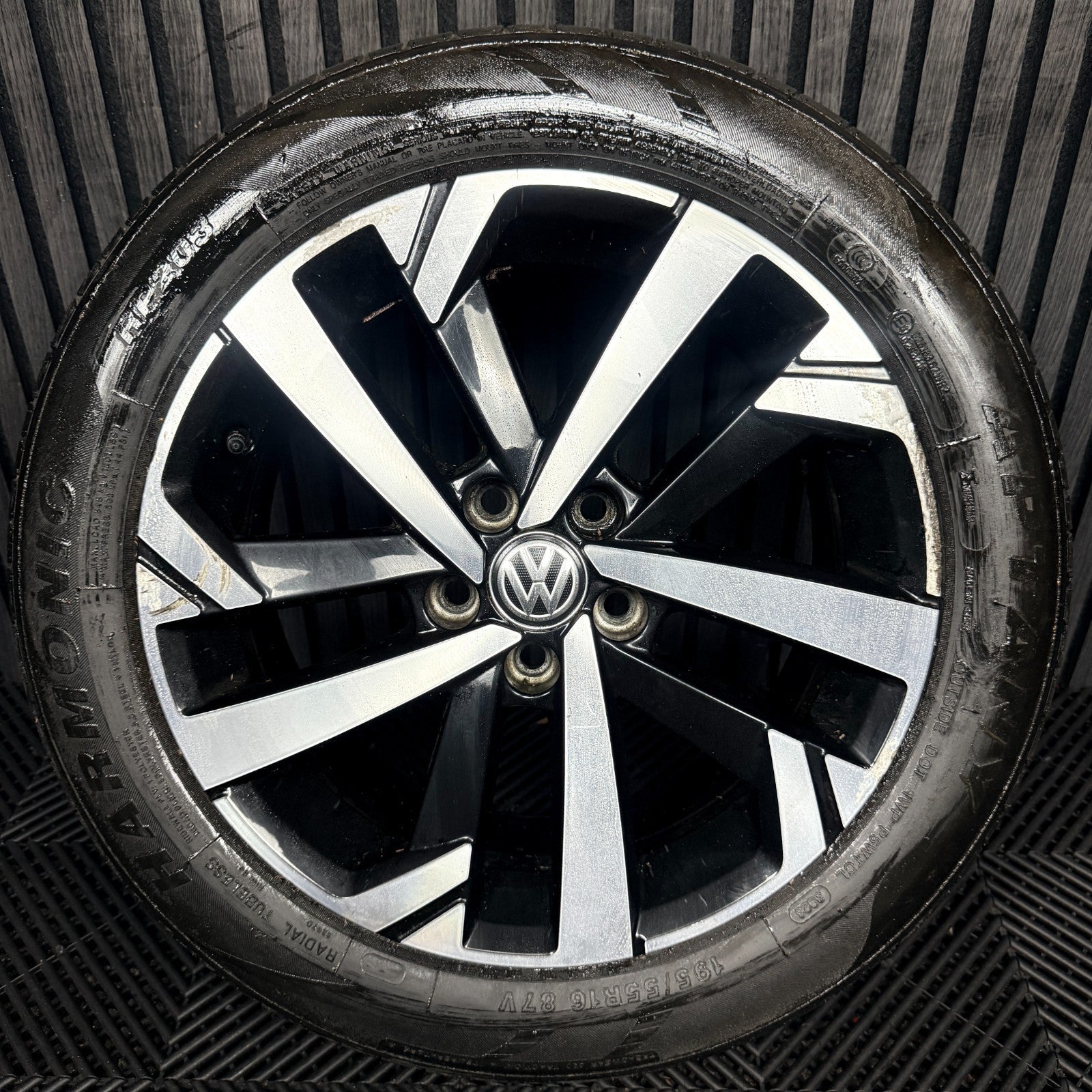 1X 16'' VW Polo Torsby Mk6 2G Alloy Wheel Tyre GT Single 2G0601025T Genuine