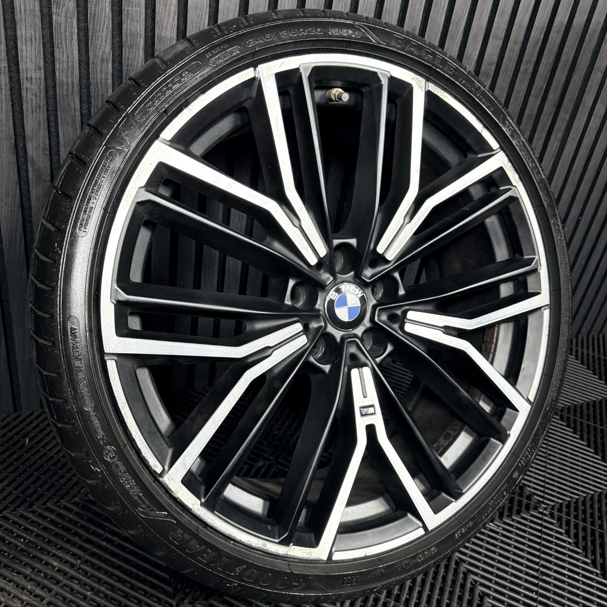 1X 20'' BMW 5 Series 846 M G30 G31 Sport Alloy Wheel Front 8747236 Genuine