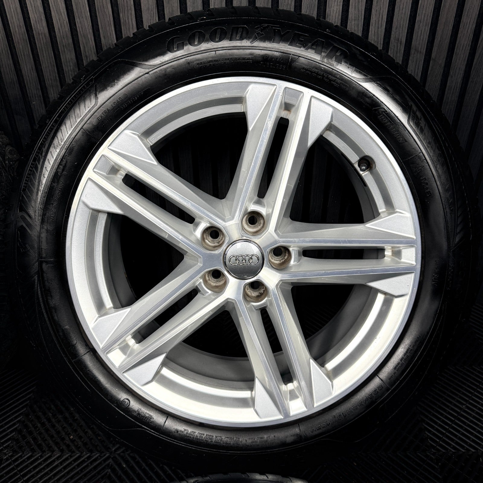 19'' Audi Q5 5 Double Spoke S Line Alloy Wheels Tyres 5X112 80A601025G Genuine