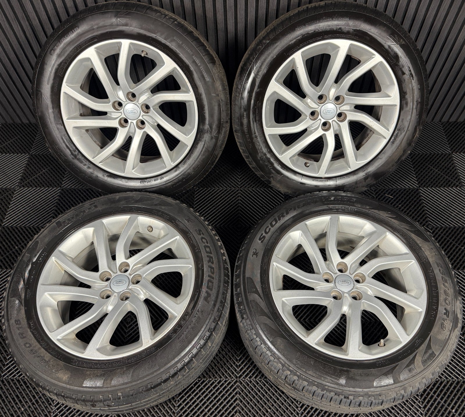 18'' GENUINE RANGE ROVER EVOQUE LAND DISCOVERY SPORT ALLOY WHEELS TYRES 5X108