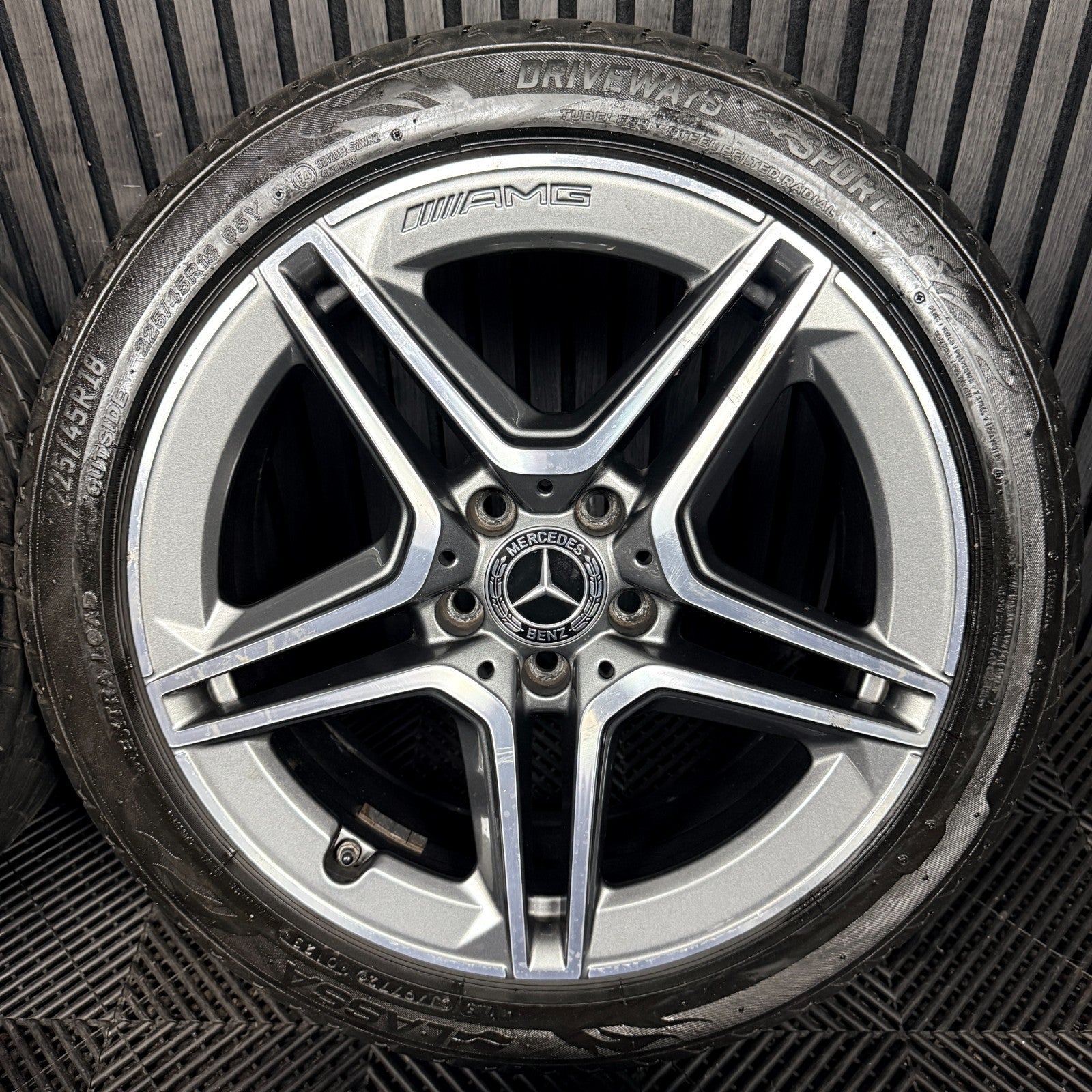 18'' Mercedes Amg A Class Cla B Alloy Wheels Tyres Alloys W177 Genuine