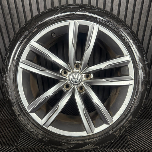 1X 18'' GENUINE VW PASSAT R LINE B8 DARTFORD GT GTE ALLOY WHEEL TYRE 3G0601025K