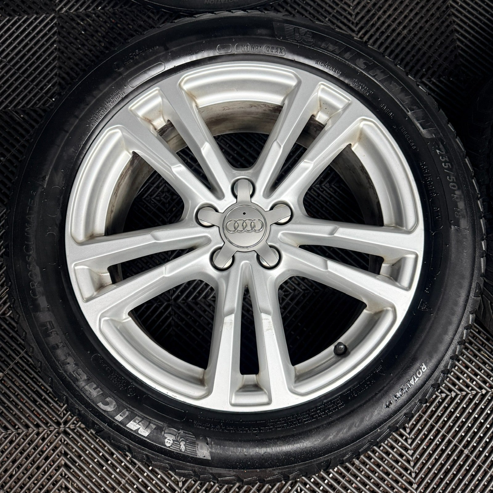 18'' Audi Q3 S Line 5 Double Spoke Facelift Alloy Wheels Tyres Alloys Genuine