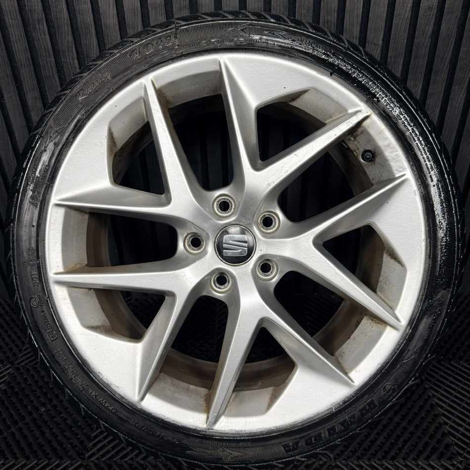 1X 18'' Seat Leon FR Performance MK3 Alloy Wheel Tyre Single Genuine 5F0601025F