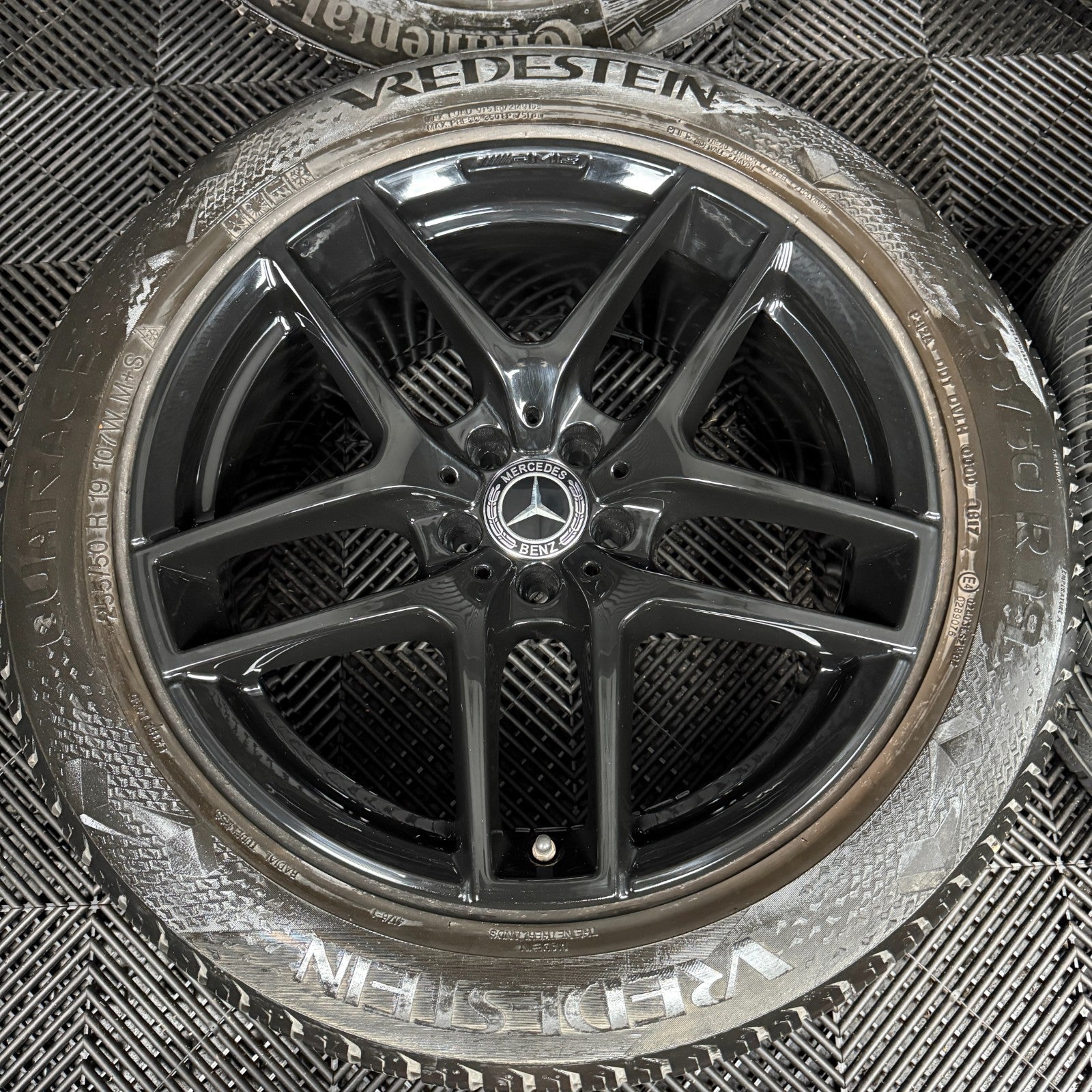 19'' GENUINE MERCEDES AMG GLC COUPE BLACK SPORT ALLOY WHEELS WINTER TYRES 5X112