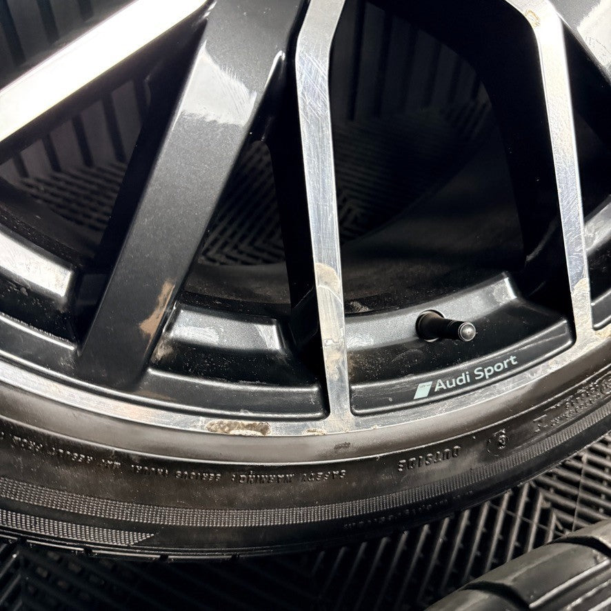 22'' Audi SQ8 Q8 S Line Black RS Alloy Wheels Tyres 4M8601025Q Genuine