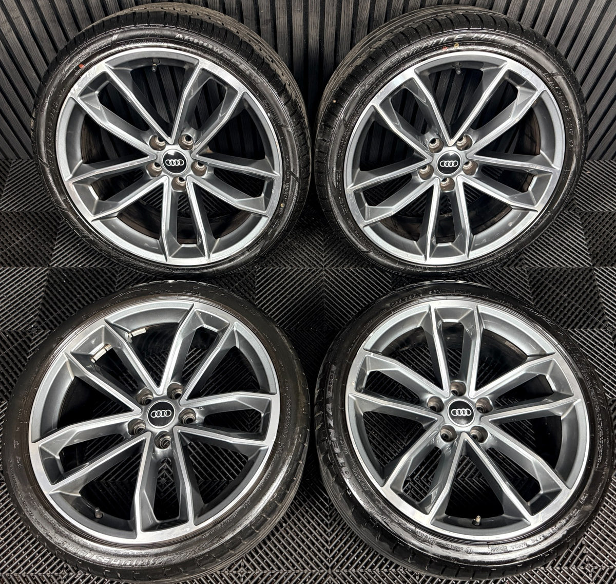 19'' Audi A5 S Line S5 Alloy Wheels Alloys Tyres 8W0601025DF Genuine