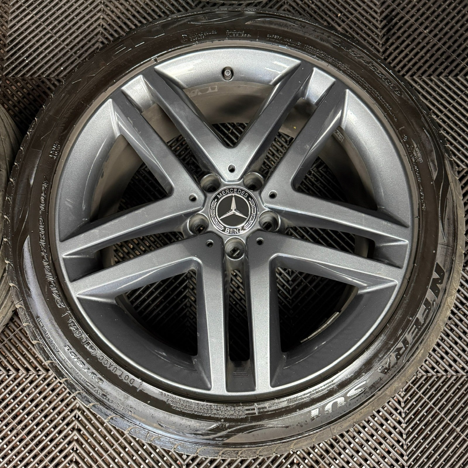 19'' Mercedes Vito V Class Alloy Wheels Tyres Grey W477 A4474011500 Genuine OEM