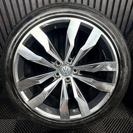 20'' VW Tiguan R Line Suzuka Grey Dc Alloy Wheels Tyre Alloys 5NA601025G Genuine