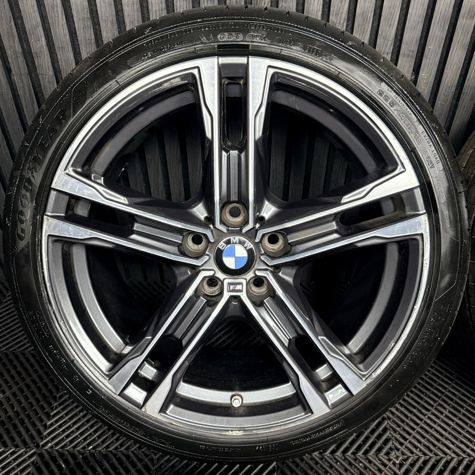 18'' BMW 1 Series 819 Grey M Sport 2 F40 F44 Alloy Wheels Tyres 8092352 Genuine