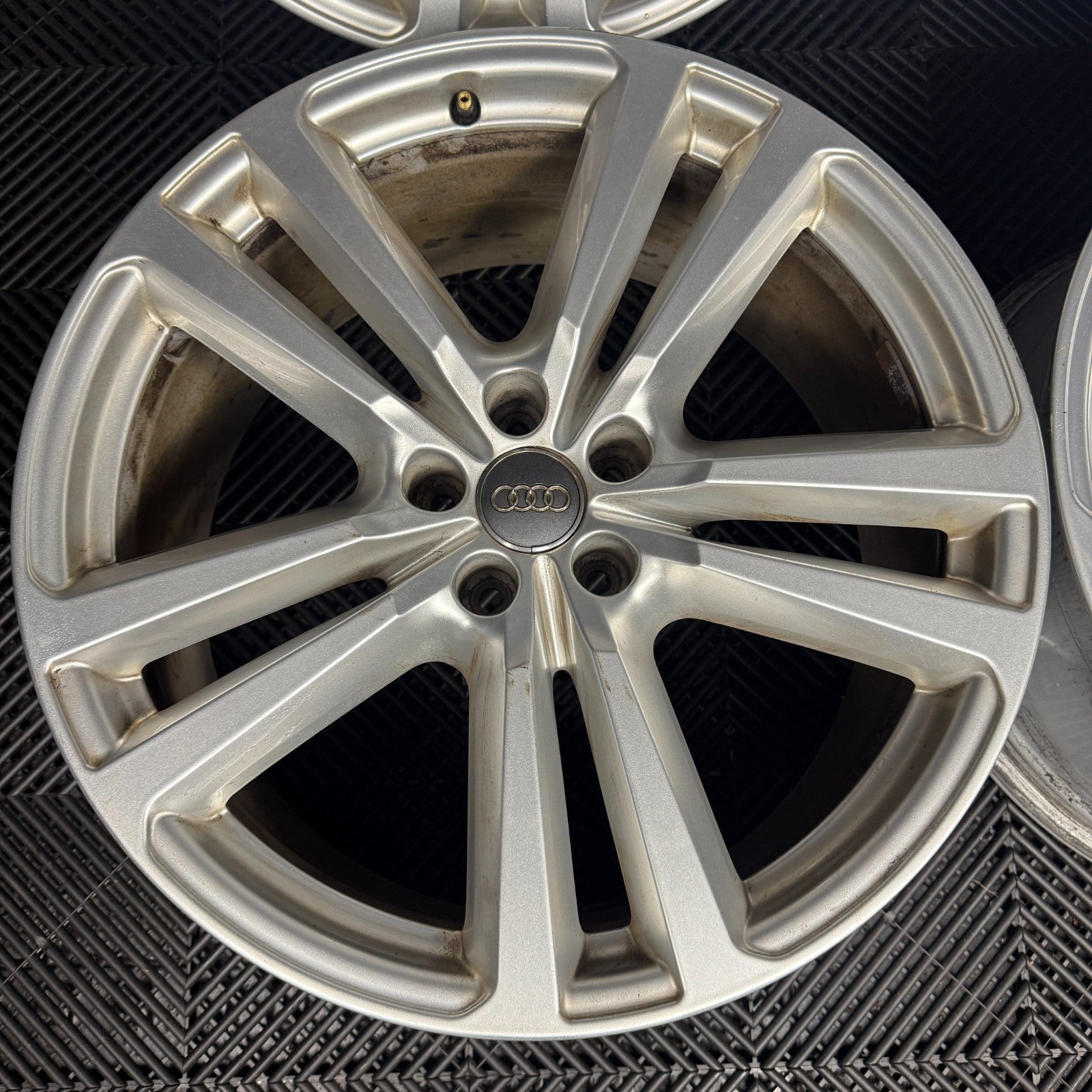 20'' GENUINE AUDI Q7 S LINE 5 DOUBLE SPOKE ALLOY WHEELS ALLOYS 4M0601025H