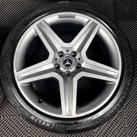 19'' AMG Mercedes GLA Silver 5 Spoke Wheels Tyres Alloys A156401600 Genuine