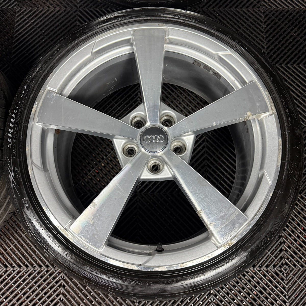 19'' GENUINE AUDI TT S LINE MK3 MK2 TTS ALLOY WHEELS ALLOYS TYRES 8S0601025AQ