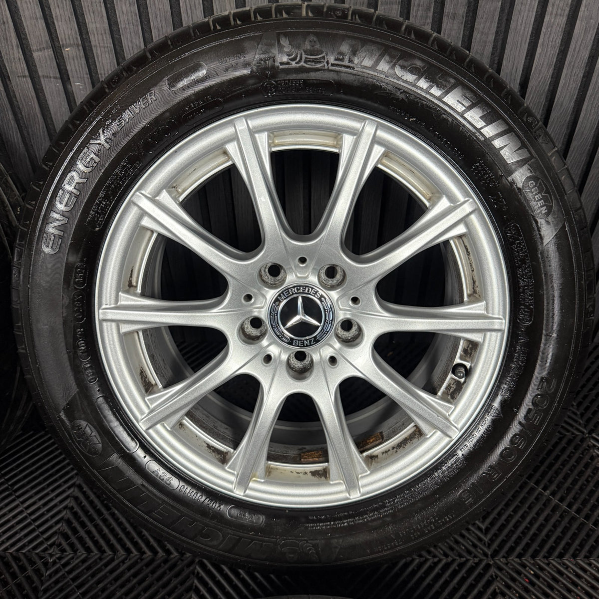 16'' GENUINE MERCEDES C CLASS W205 SILVER ALLOY WHEELS TYRES ALLOYS A2054012400