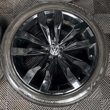 21'' VW Touareg Suzuka Black R Line Alloy Wheels Tyres Q7 760601025D Genuine