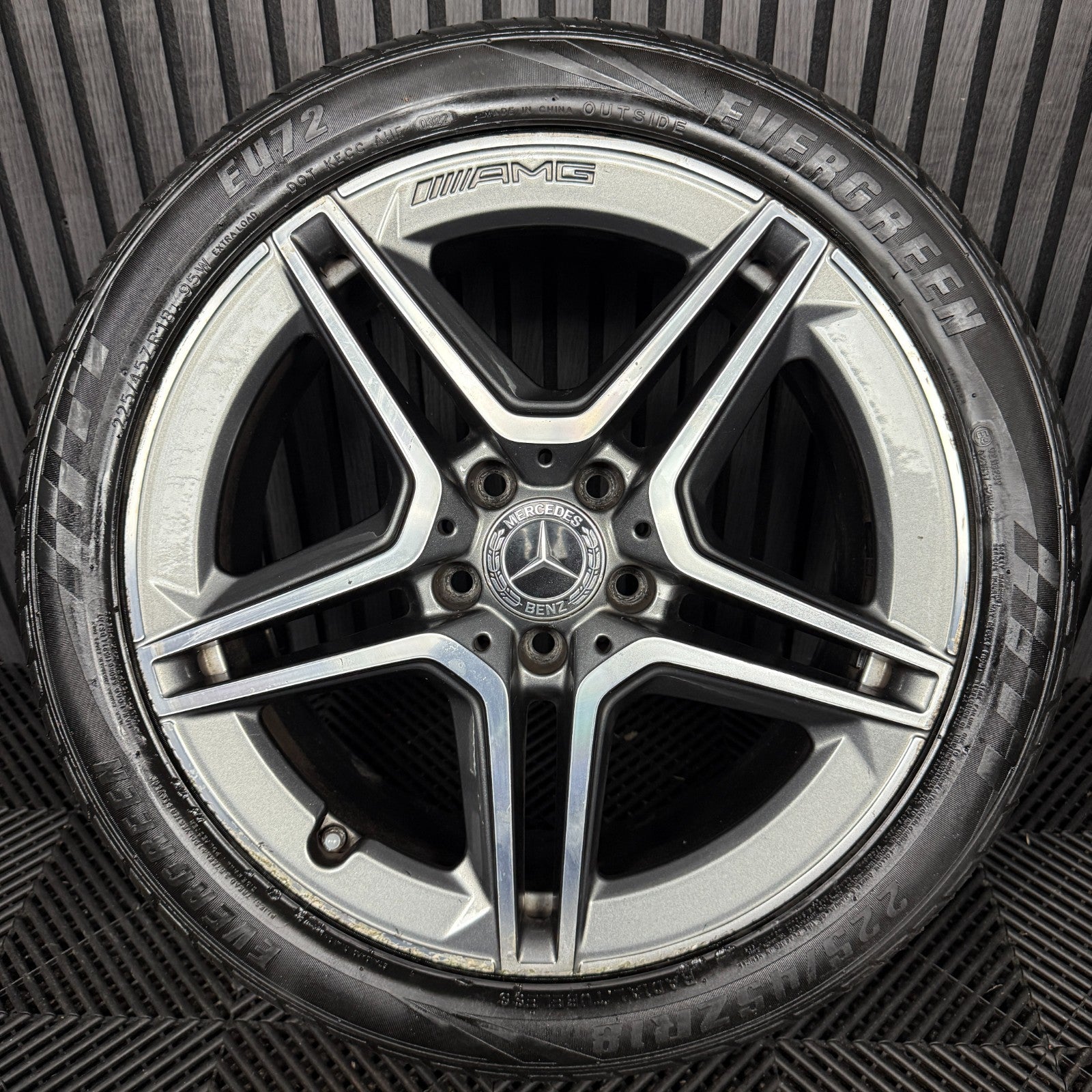 1X 18'' GENUINE AMG MERCEDES A CLASS CLA W177 SPORT ALLOY WHEEL TYRE A1774011500