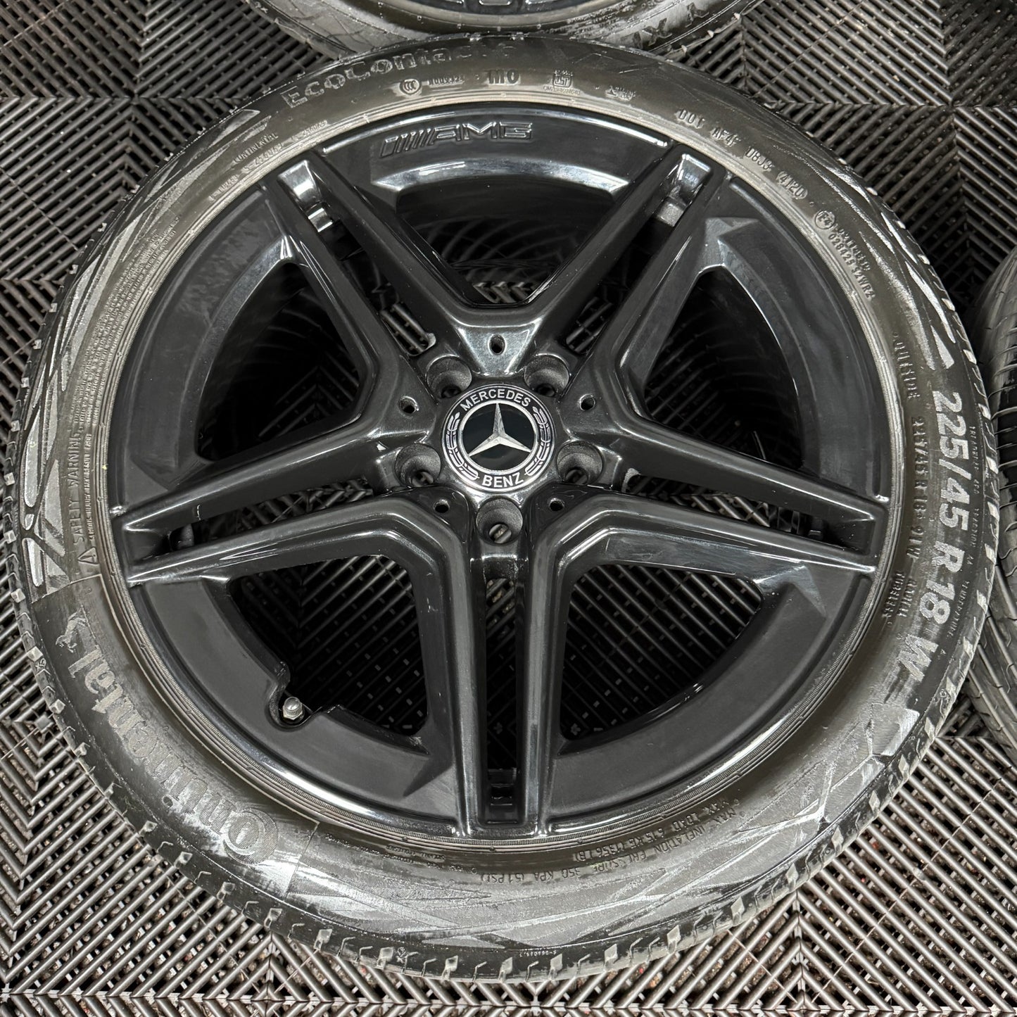 18'' GENUINE MERCEDES AMG A CLASS BLACK CLA B ALLOY WHEELS TYRES ALLOYS W177