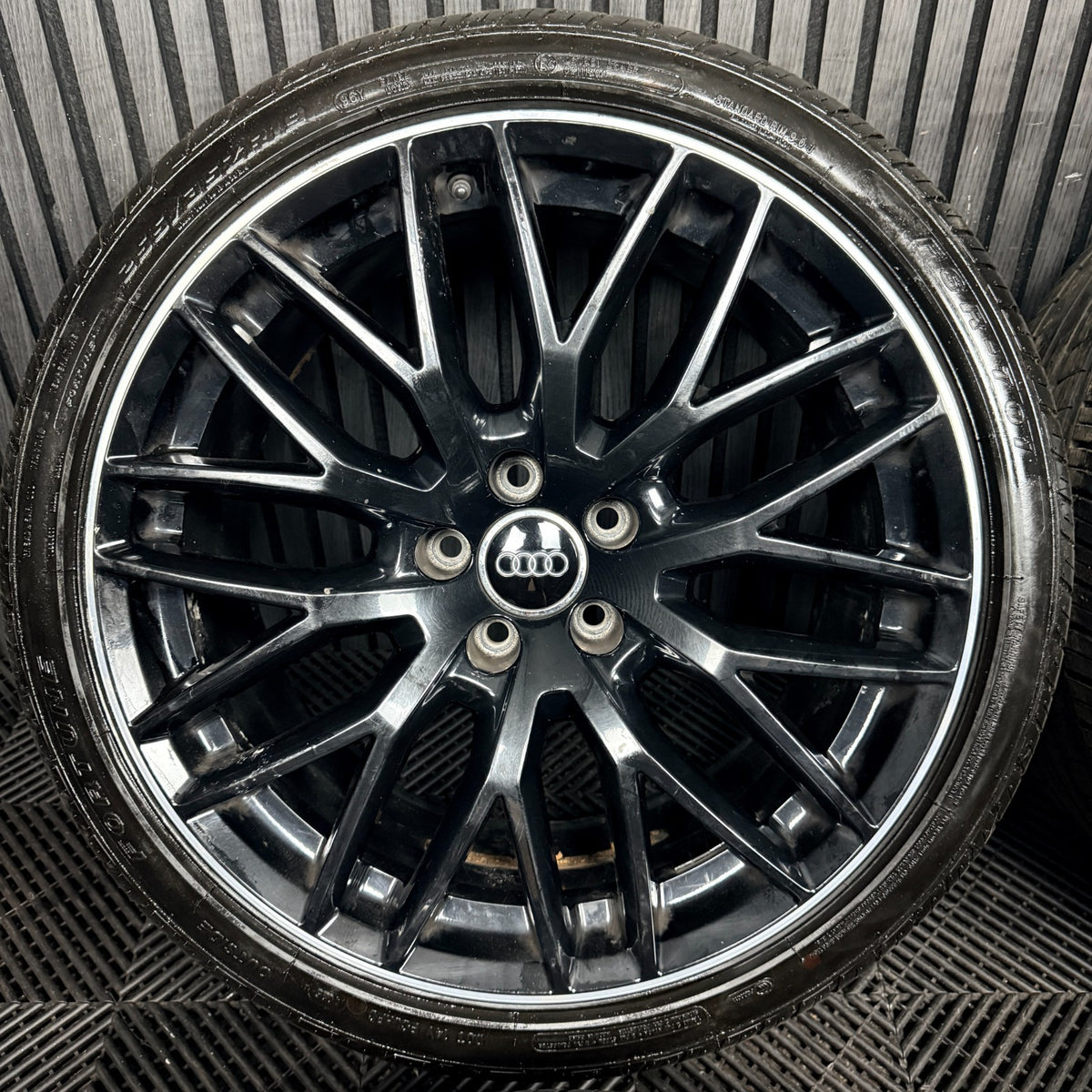 19'' Audi A5 S Line S5 Black Editions Wheel Alloys Tyres 8T0601025DL Genuine