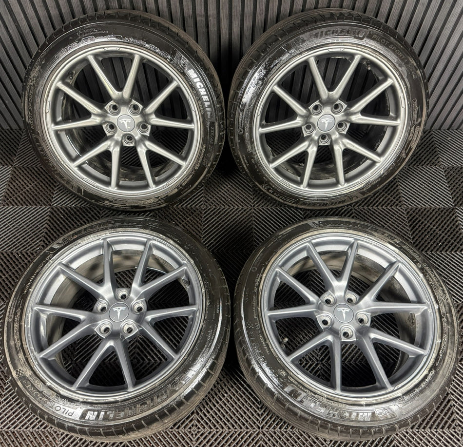 18'' TESLA MODEL 3 GREY ALLOYS WHEELS TYRES 5X114.3 GENUINE 1044261-00-A
