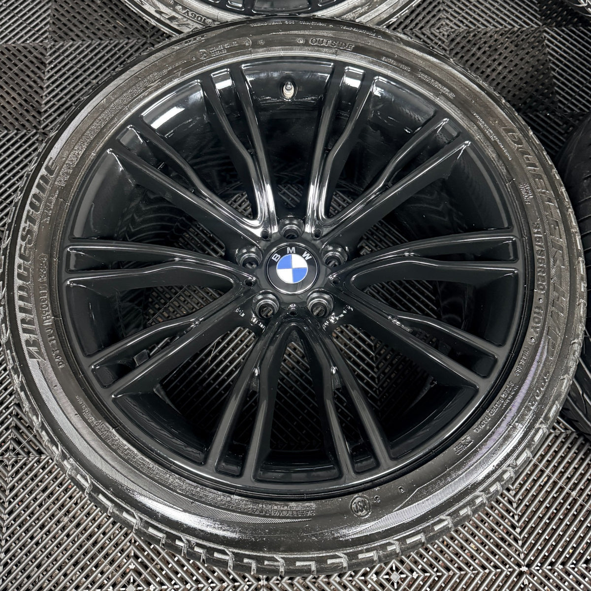 20'' BMW X5 F15 X6 F16 551 Black M Sport Alloy Wheels Tyres Alloys Genuine
