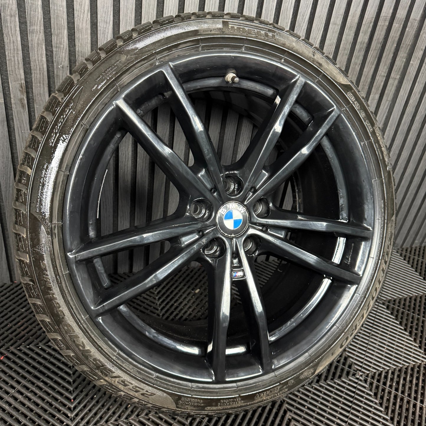1X 19'' GENUINE BMW 3 SERIES 791 M SPORT 4 G20 BLACK ALLOY WHEEL 8090095 REAR