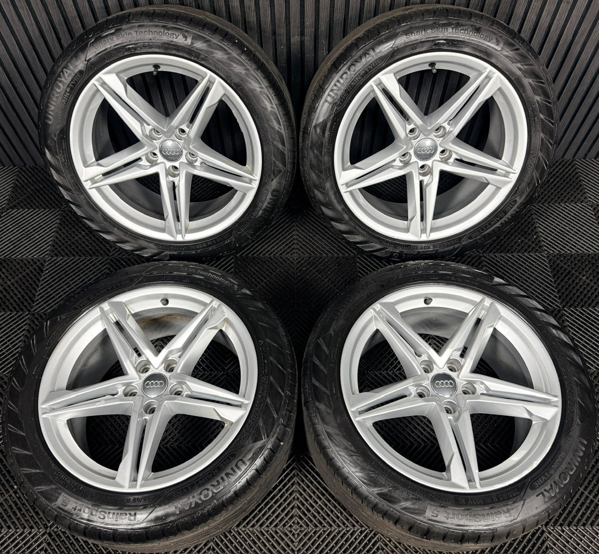 18" Audi A7 Star Spoke Silver Alloy Wheels Tyres 8W0601025DE 5x112 Genuine