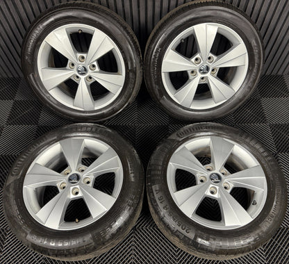 16'' GENUINE SKODA OCTAVIA MK3 5 SPOKE WHEELS TYRES ALLOYS 5E0601025BE