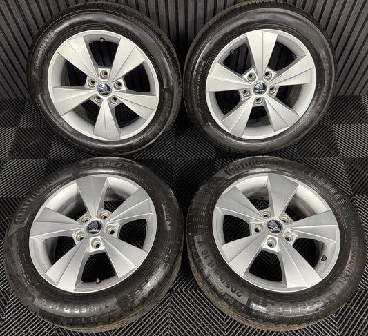 16'' GENUINE SKODA OCTAVIA MK3 5 SPOKE WHEELS TYRES ALLOYS 5E0601025BE