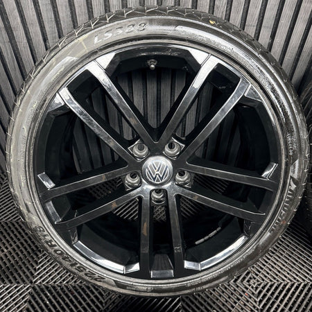 18" VW Golf Nogaro Black GTD GTI GT Mk7 Alloy Wheel Tyres 5G0601025AQ Genuine
