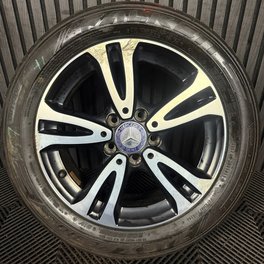 1X 16'' GENUINE MERCEDES A B CLASS CLA BLACK DC ALLOY WHEEL TYRE A2464010000