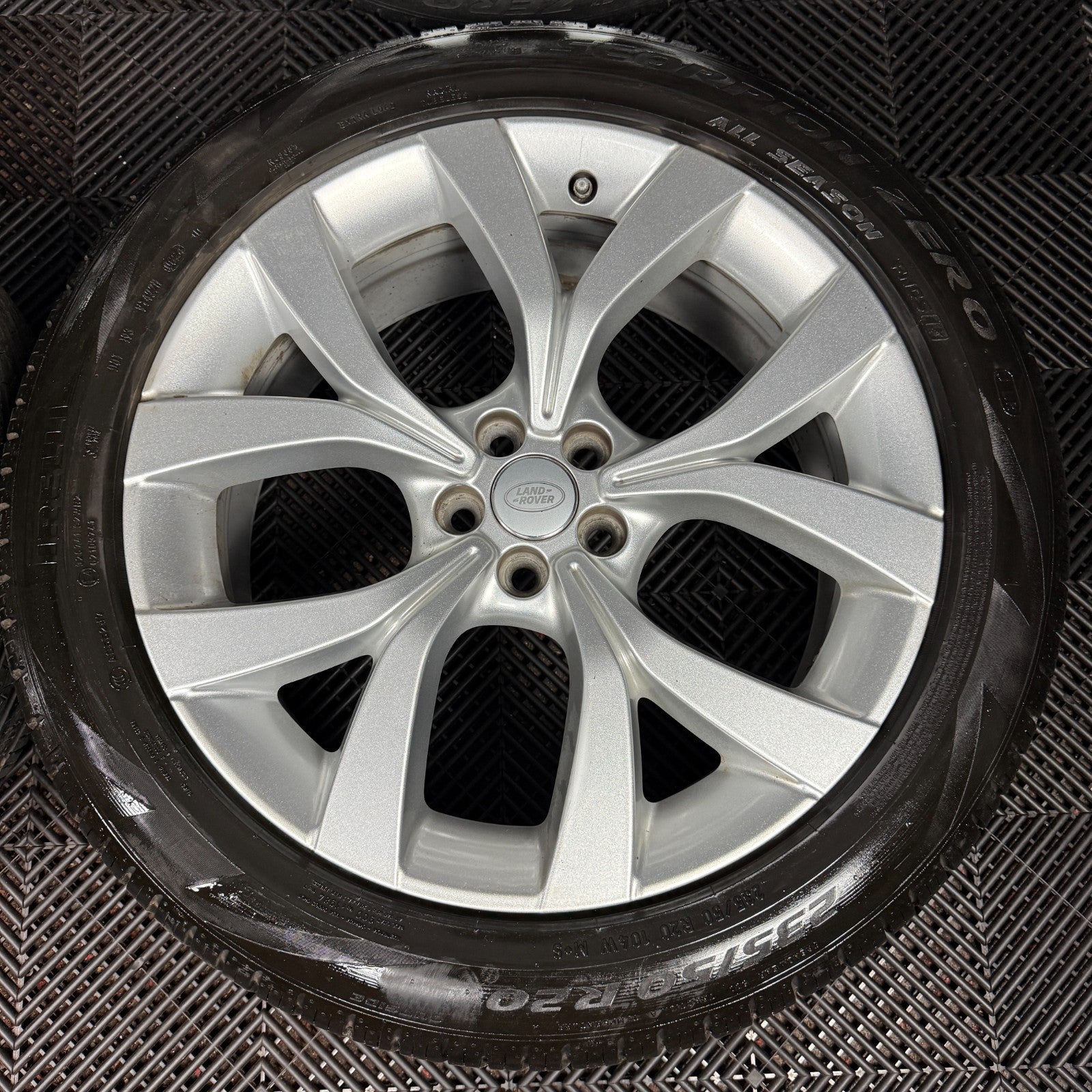 20'' GENUINE RANGE ROVER EVOQUE DISCOVERY SPORT SILVER LAND ALLOY WHEELS TYRES