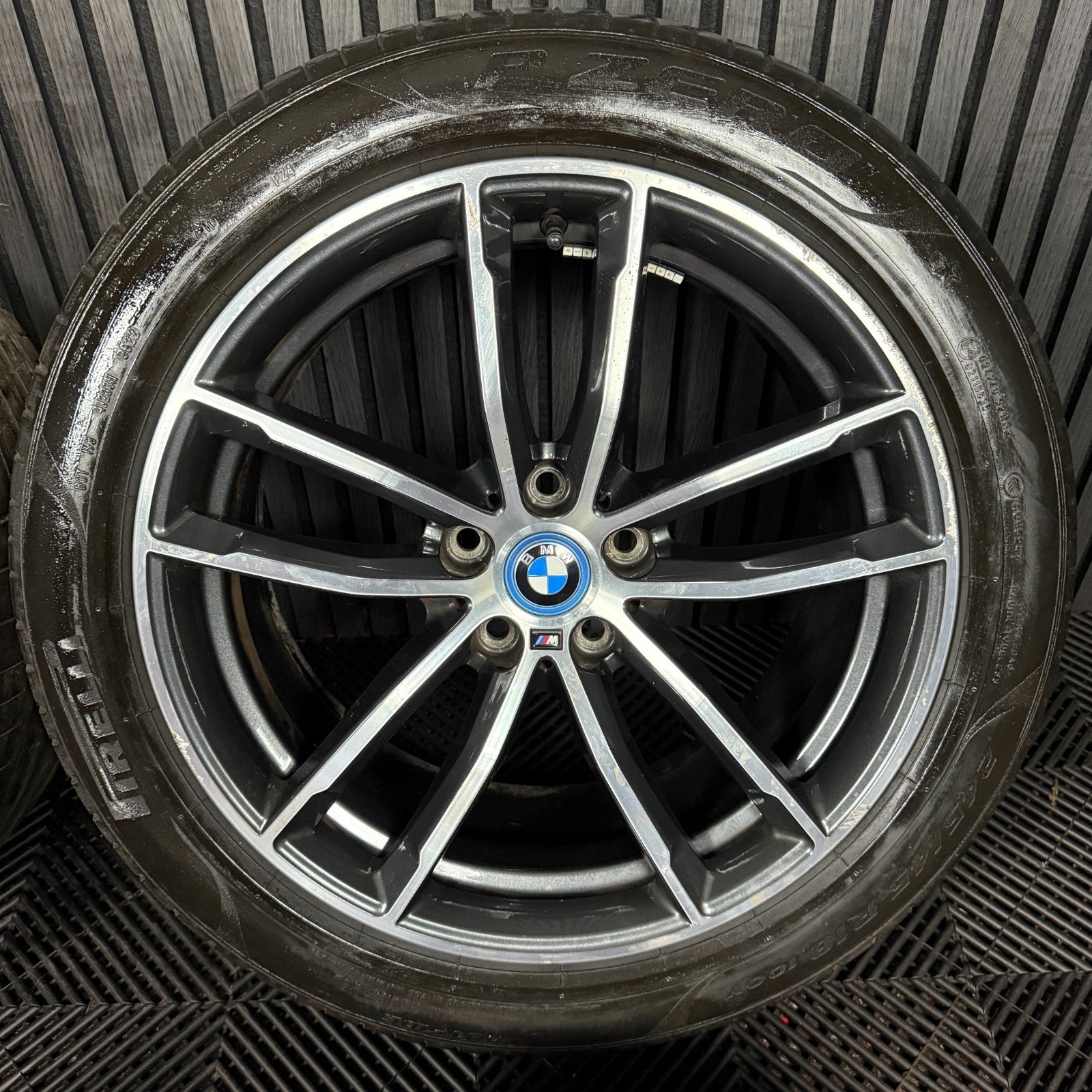 18" GENUINE BMW 5 SERIES 4 662 GREY DC M SPORT G30 G31 ALLOY WHEEL TYRES 7855081