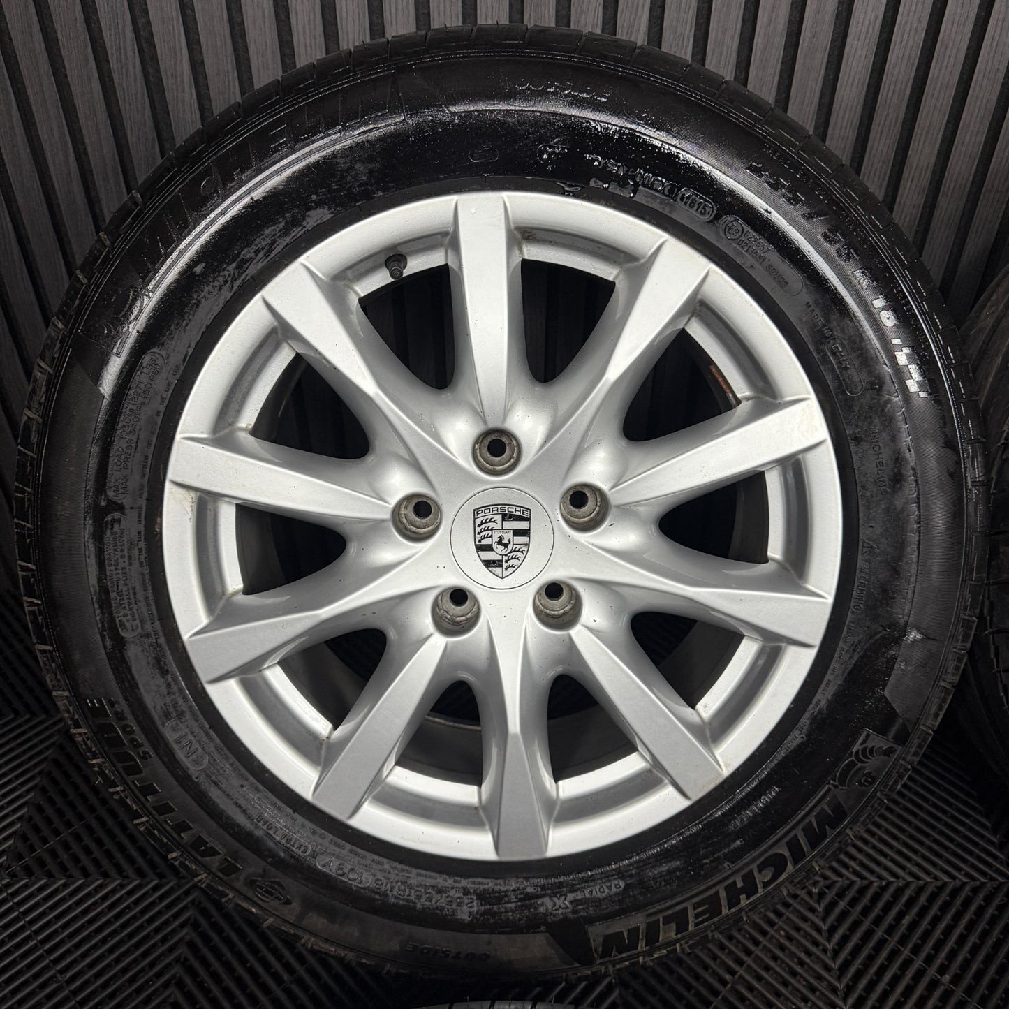 18'' GENUINE PORSCHE CAYENNE MULTISPOKE ALLOY WHEELS ALLOYS TYRES 7P5601025T
