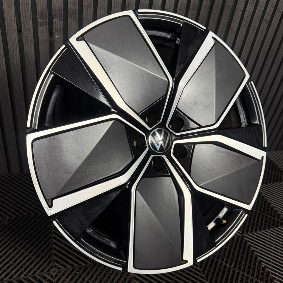 1X 21'' GENUINE VW TOUAREG LEEDS R LINE CR7 MK3 ALLOY WHEEL SINGLE 760601025AJ