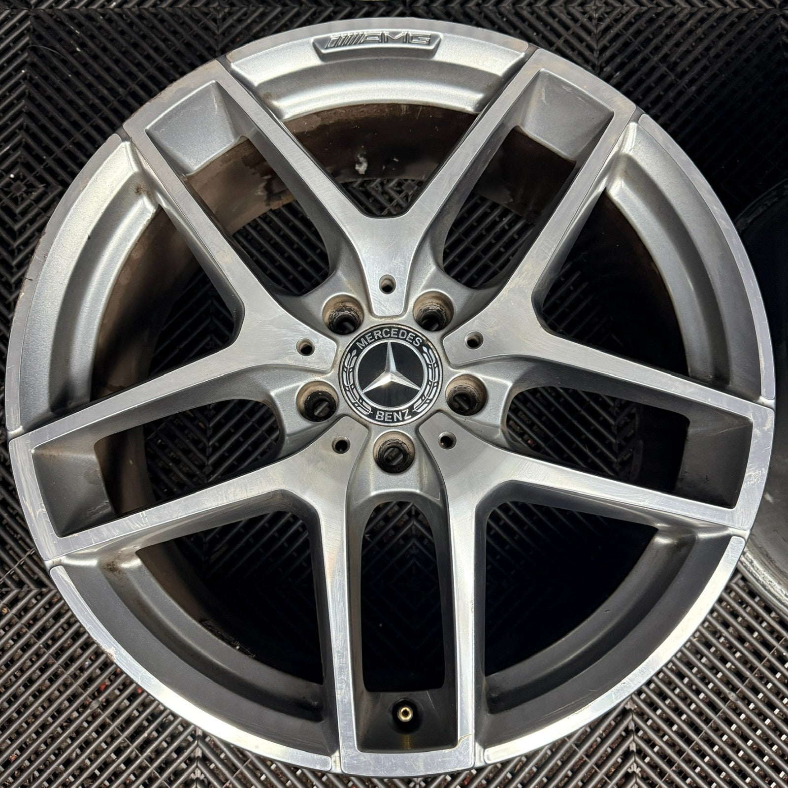 19'' Mercedes AMG GLC Grey DC Sport Alloy Wheels 5X112 Genuine A2534011800