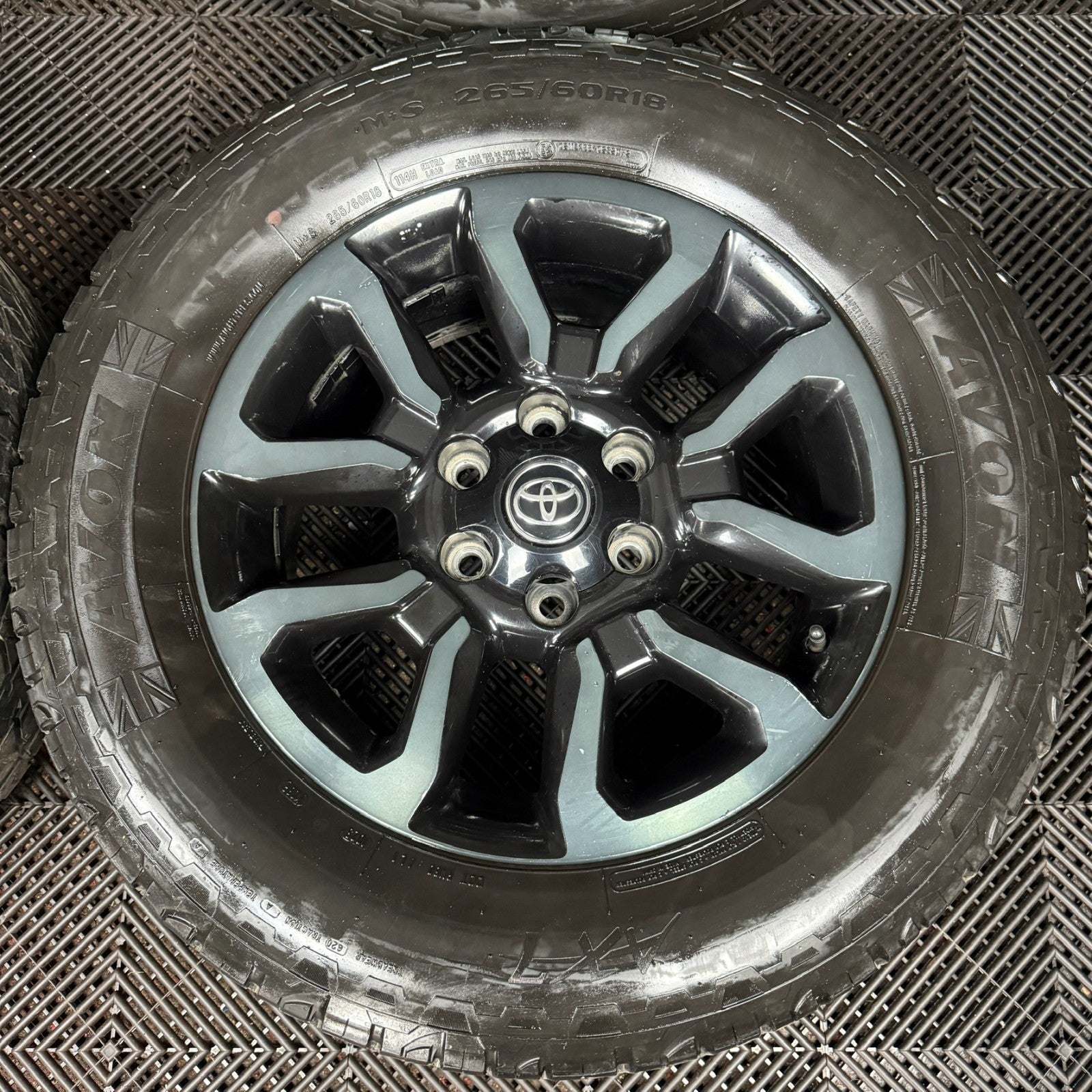 18'' Toyota Hilux Invincible X Grey Black Wheels Tyres Alloys 42611YP100 Genuine