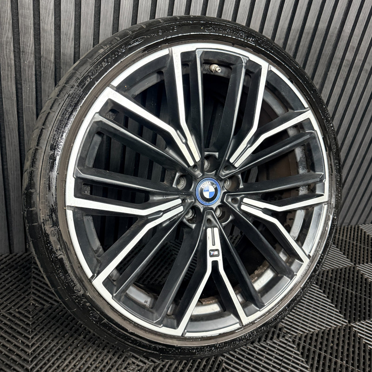 1X 20'' BMW 5 Series 846 M G30 G31 Sport Alloy Wheel Front 8747236 Genuine