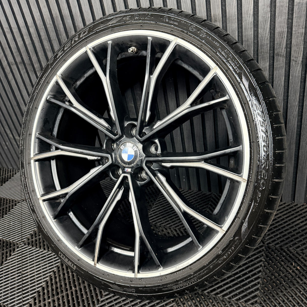 1X 20'' BMW 5 Series 669 M G30 G31 Sport Alloy Wheel Rear 6874445 Genuine