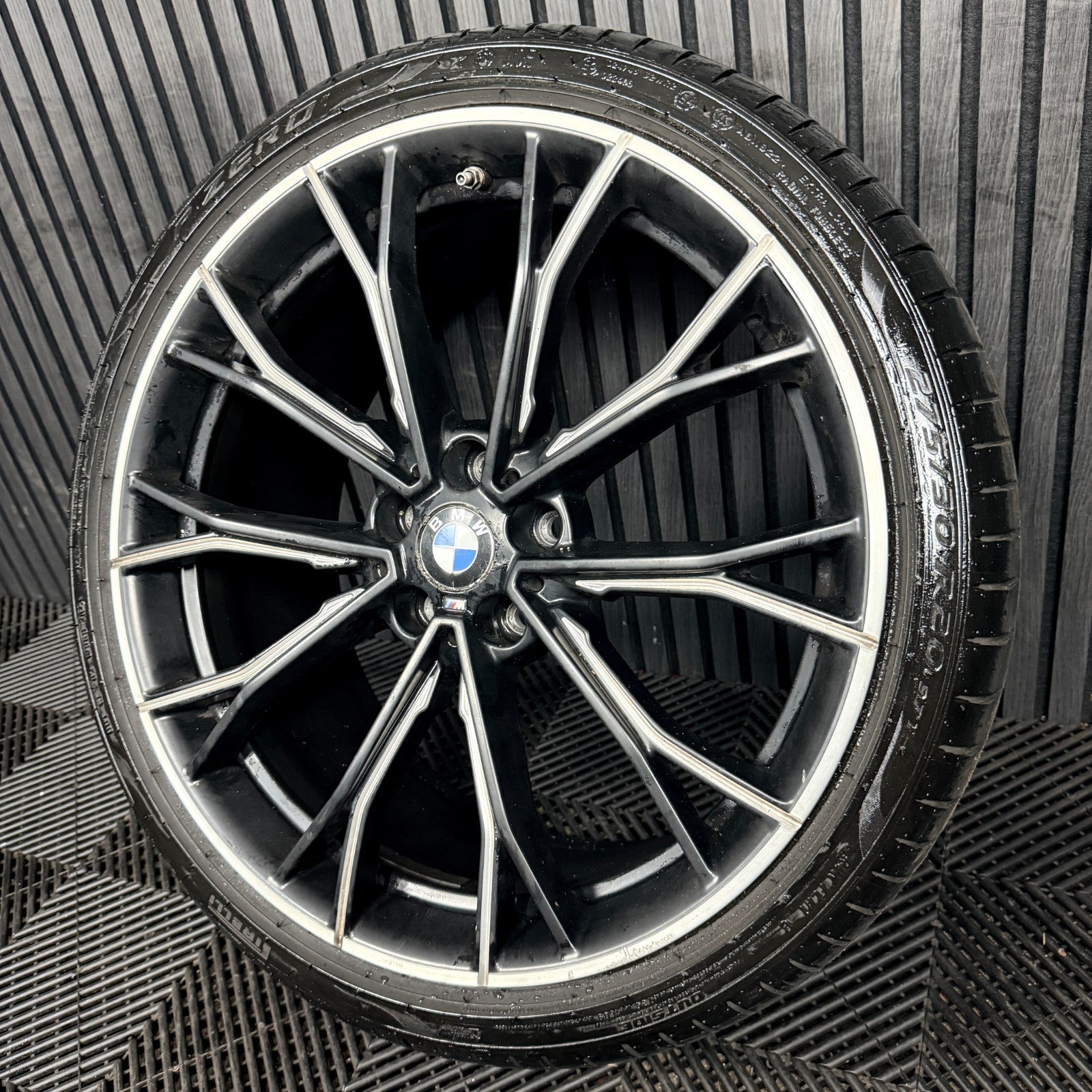 1X 20'' BMW 5 Series 669 M G30 G31 Sport Alloy Wheel Rear 6874445 Genuine