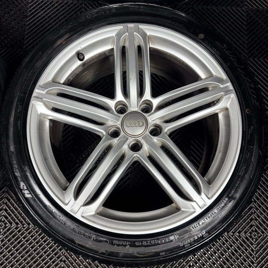 19'' Audi Q3 S Line 5 Triple Segment Wheels Tyres Alloys 8U0601025AC Genuine