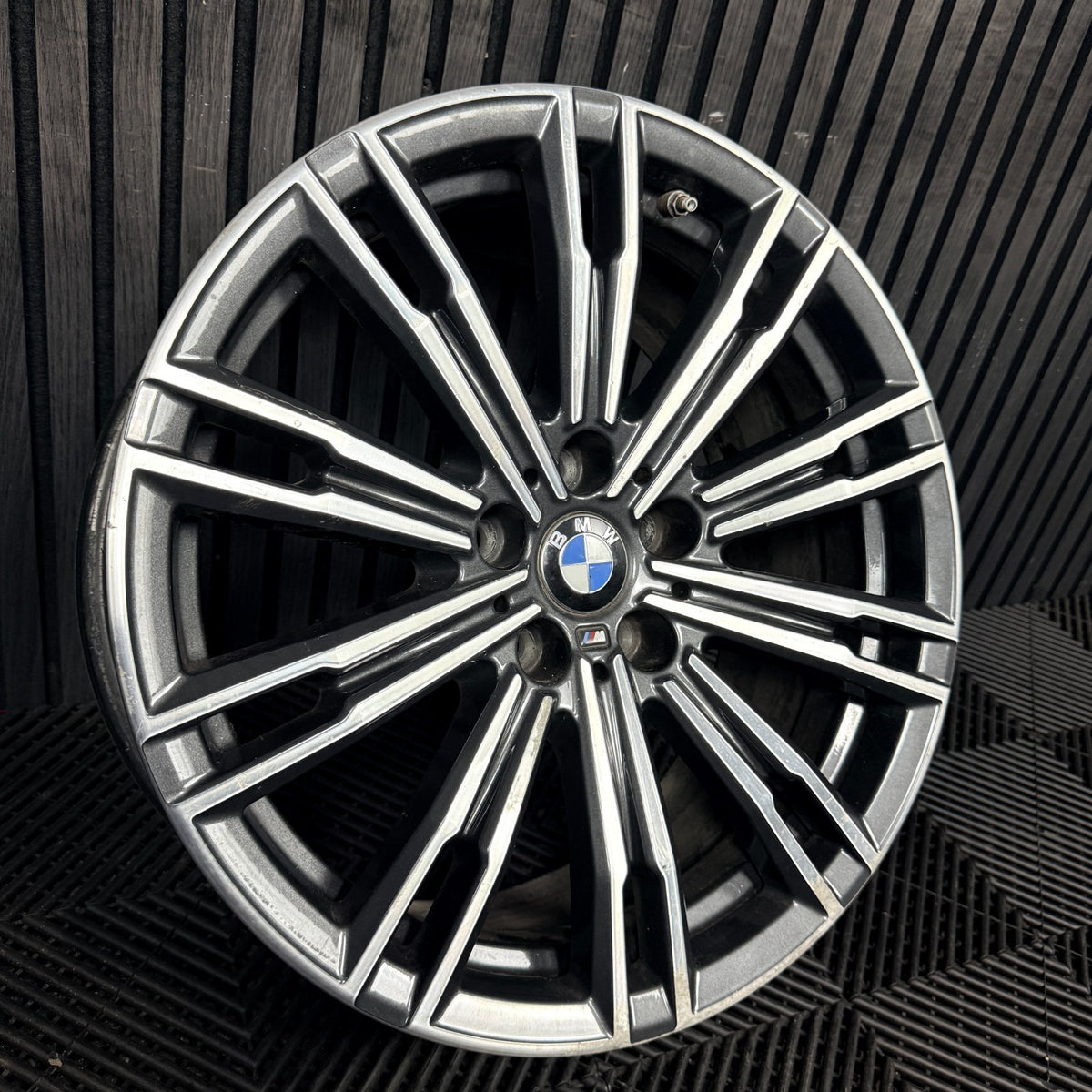 1X 18'' BMW 3 Series 790 M Sport G21 G20 Alloy Wheel Front 8089890 Genuine