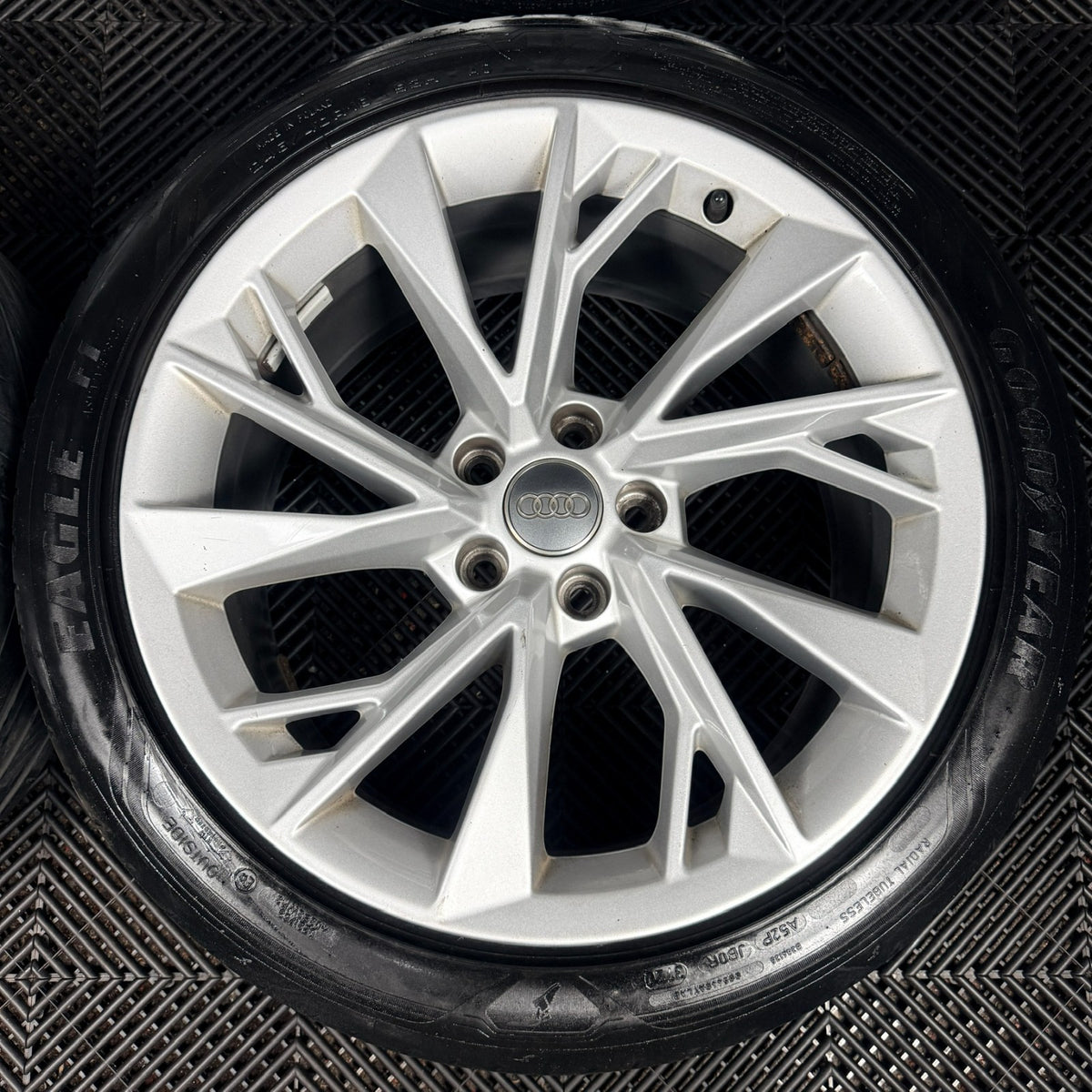 18" Audi A5 Silver Multispoke Alloy Wheels Alloys Tyres 8W0601025FM Genuine