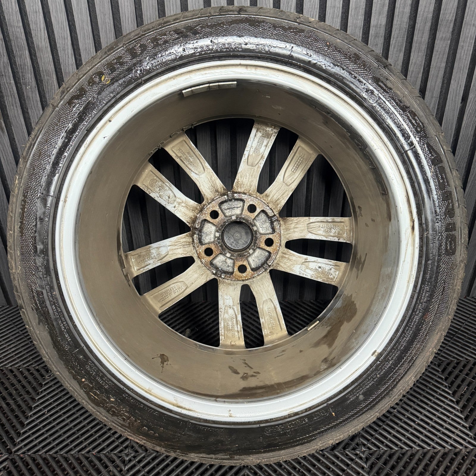 1X 18'' GENUINE VW PASSAT R LINE B8 DARTFORD GT GTE ALLOY WHEEL TYRE 3G0601025K
