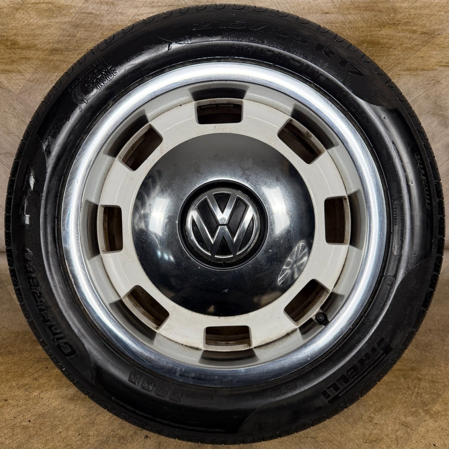 1X 17'' GENUINE VW BEETLE MK3 HERITAGE WHITE ALLOY WHEEL PIRELLI TYRE 5C0601025G