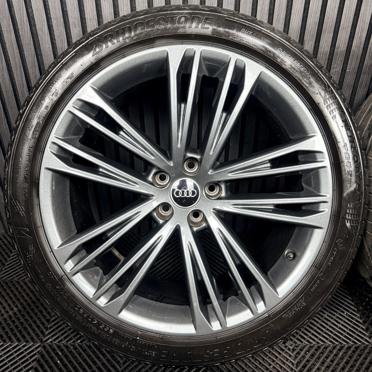 20’’ Audi A7 S7 Line Grey A8 Alloy Wheels Tyres 4K8601025AK Genuine