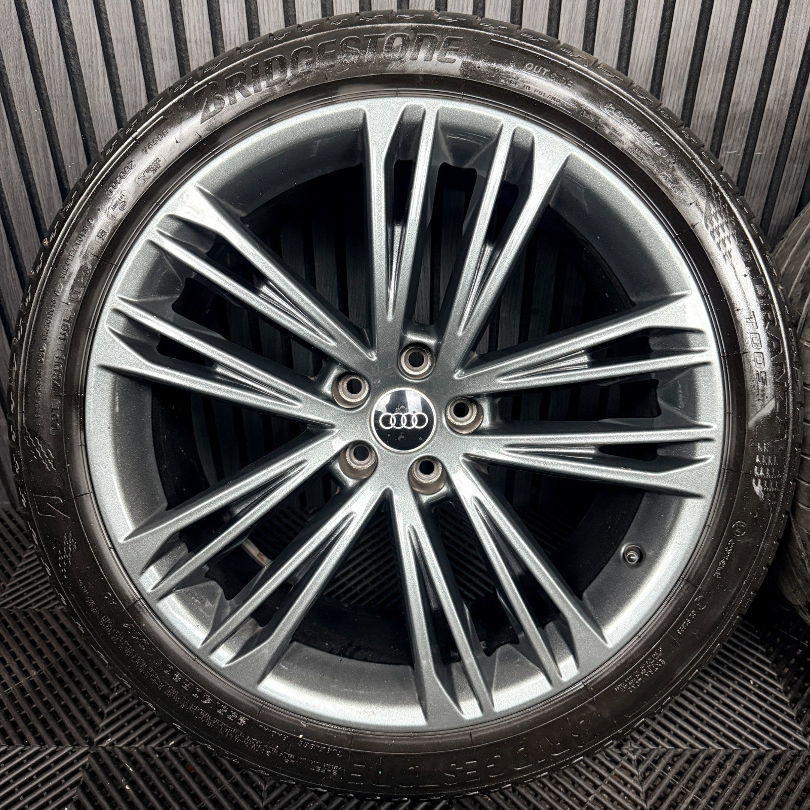 20’’ Audi A7 S7 Line Grey A8 Alloy Wheels Tyres 4K8601025AK Genuine