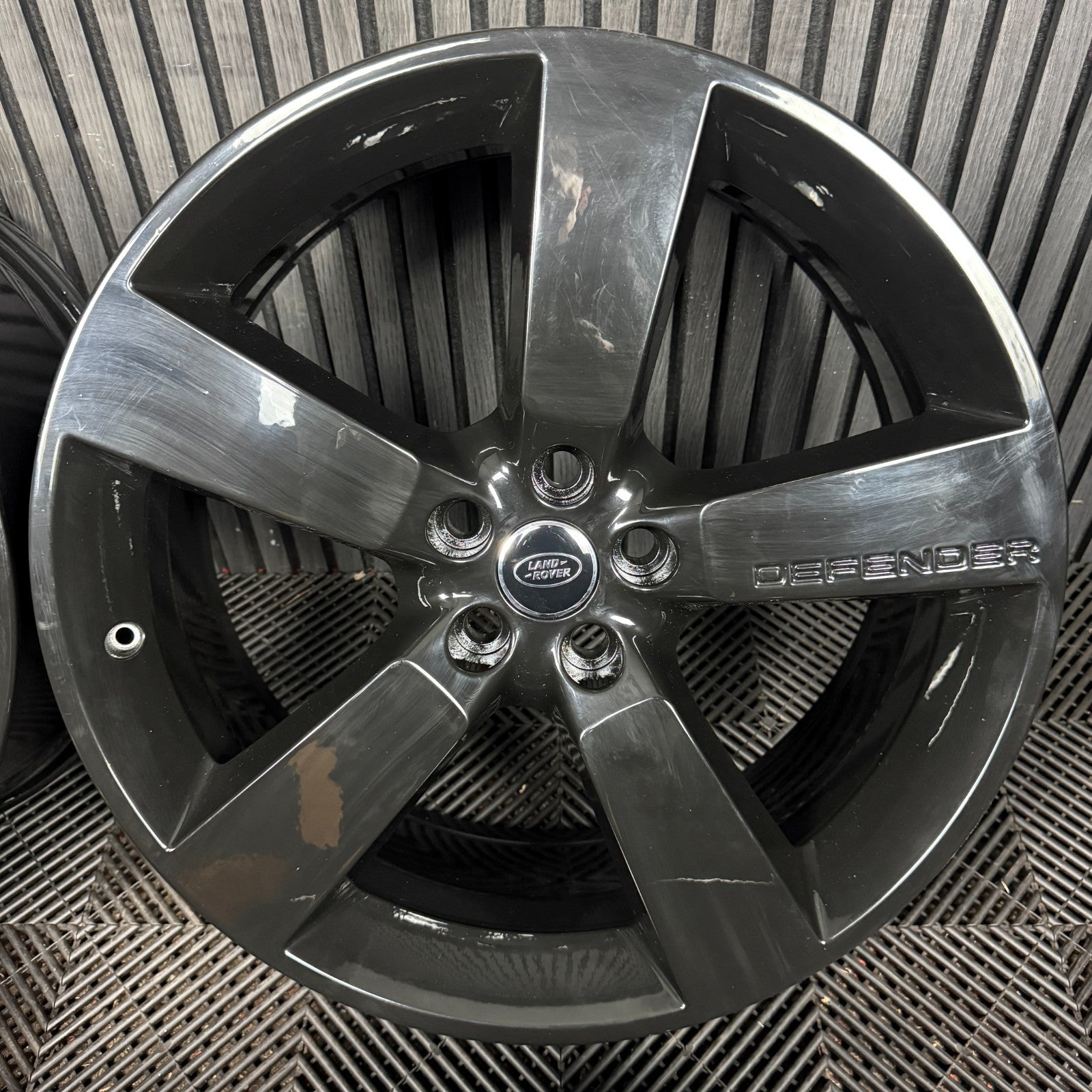 22'' Land Rover Defender 5 Spoke Black 5098 Alloy Wheels Alloys Genuine