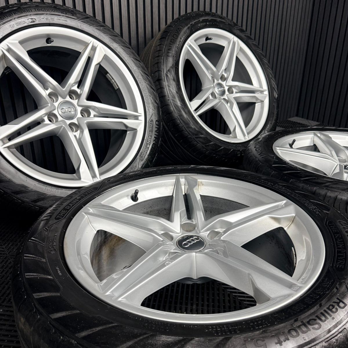 18" Audi A7 Star Spoke Silver Alloy Wheels Tyres 8W0601025DE 5x112 Genuine