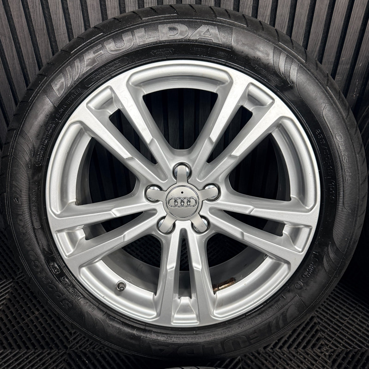 18'' Audi Q3 S Line 5 Double Spoke Facelift Alloy Wheels Tyres Alloys Genuine