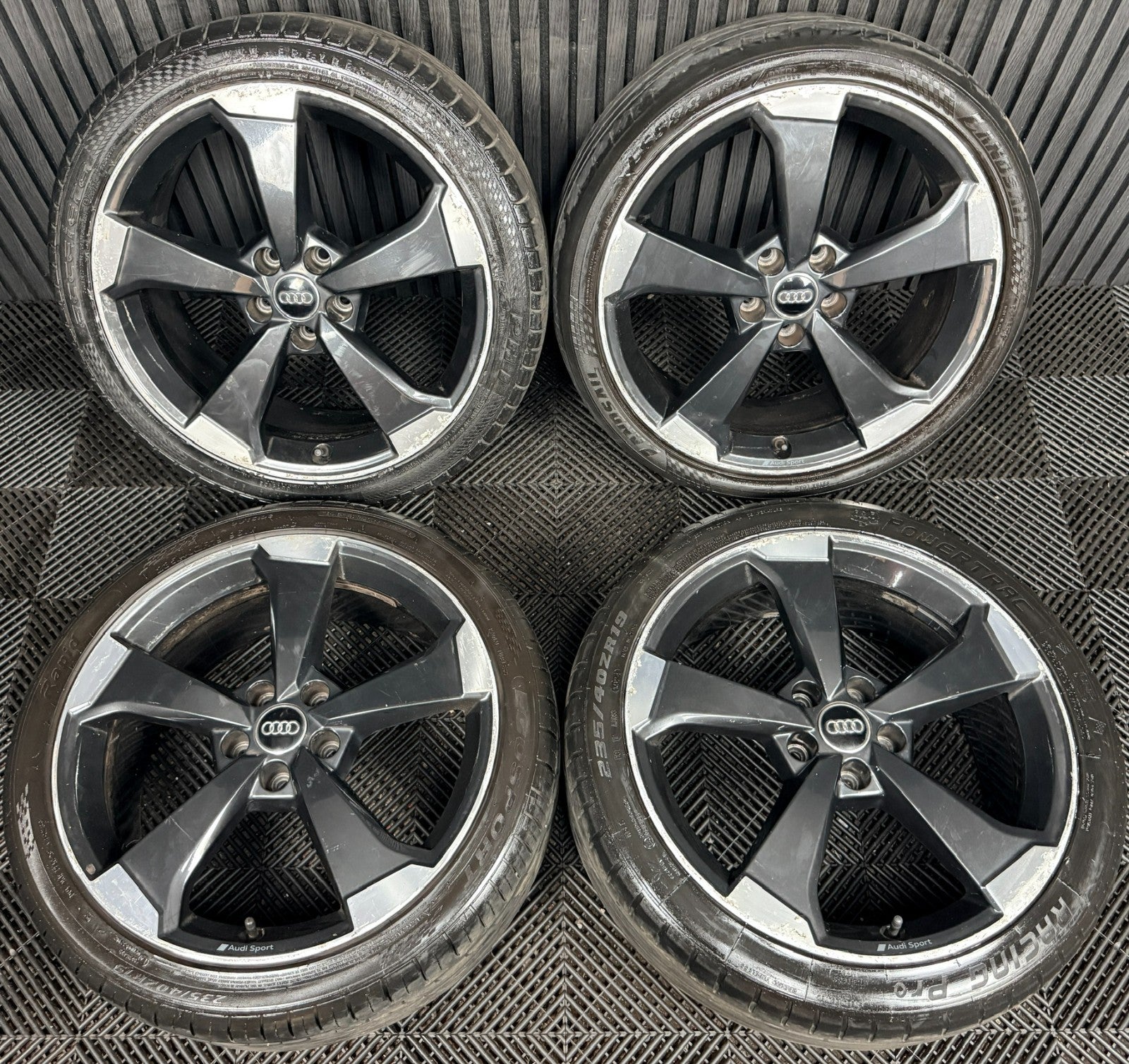 19'' Audi Q2 Black Edition Rotor Alloy Wheels Tyres Alloys 81A601025M Genuine